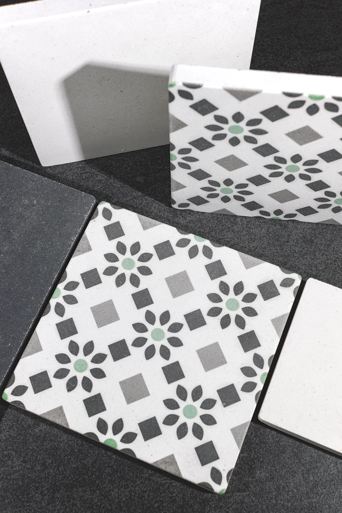 Decorative tiles for kitchens and bathrooms