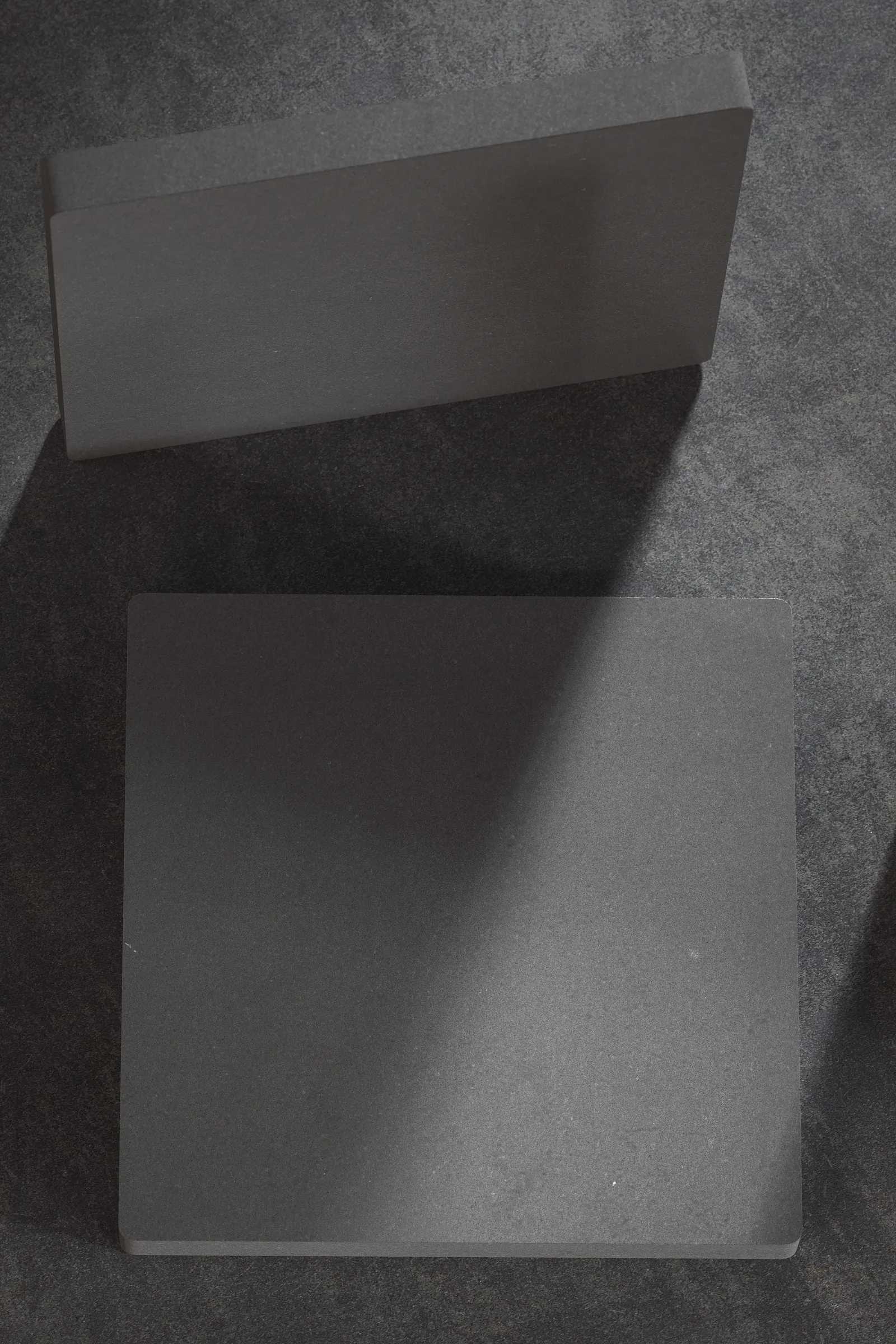 Carrelage noir naturel