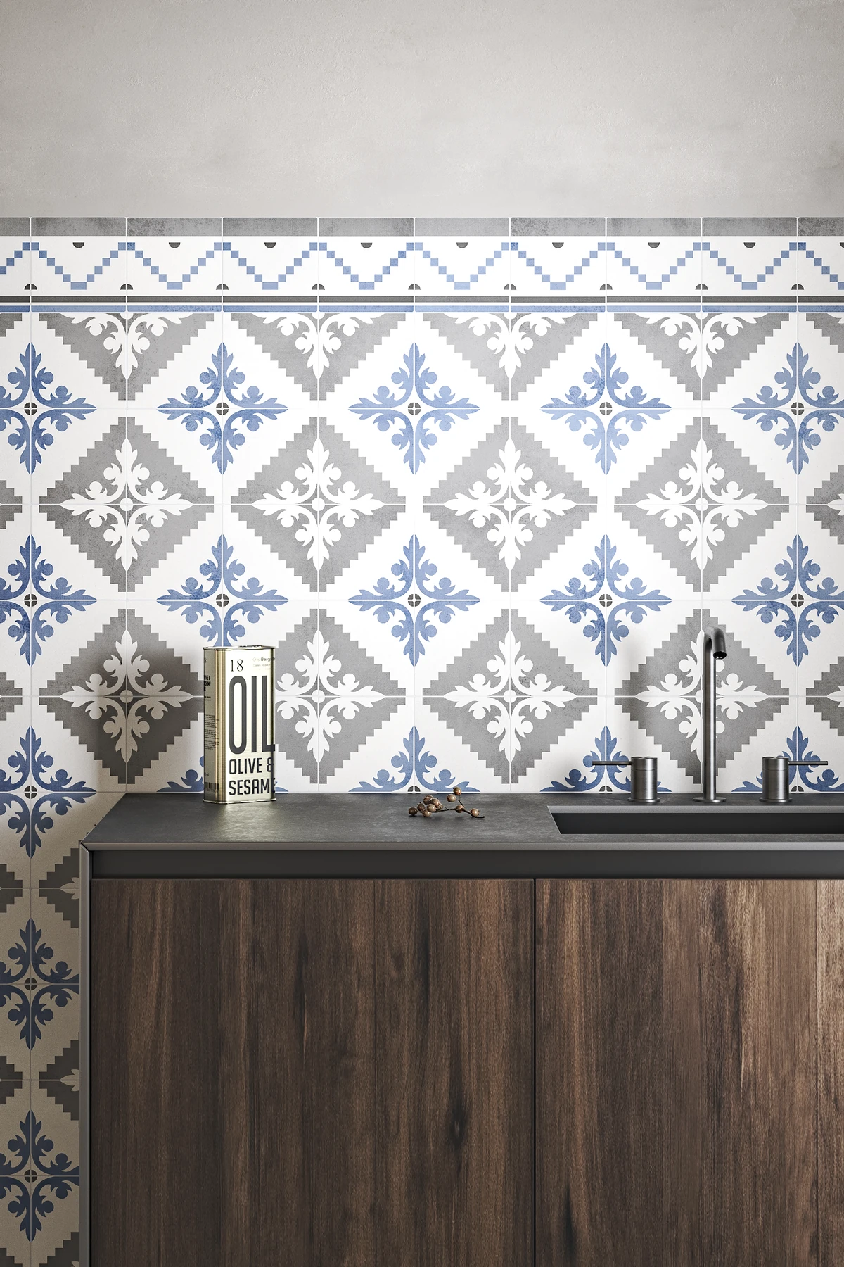 Kitchen wall with decorated tiles
