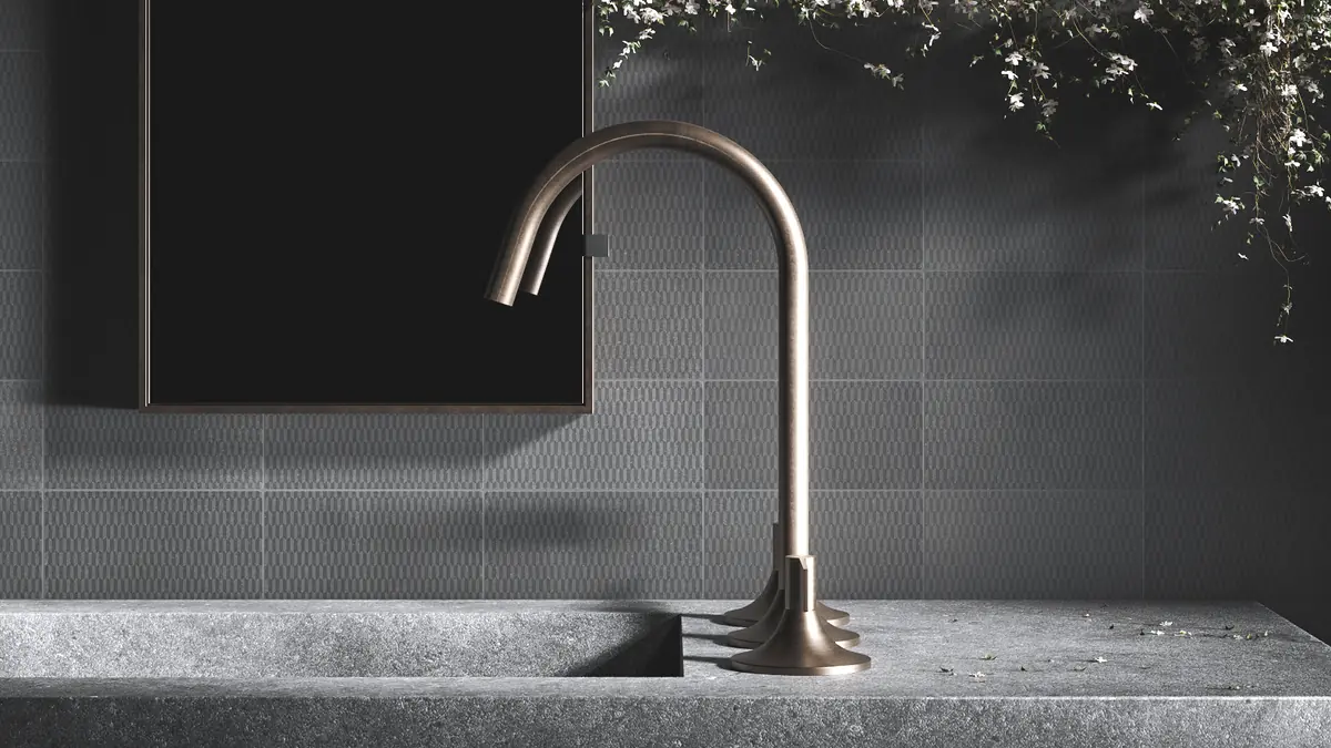 Bathroom cladding with original tiles in dark tones